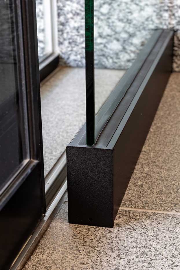 ガラスフェンス用バラストレイド Smartタイプ