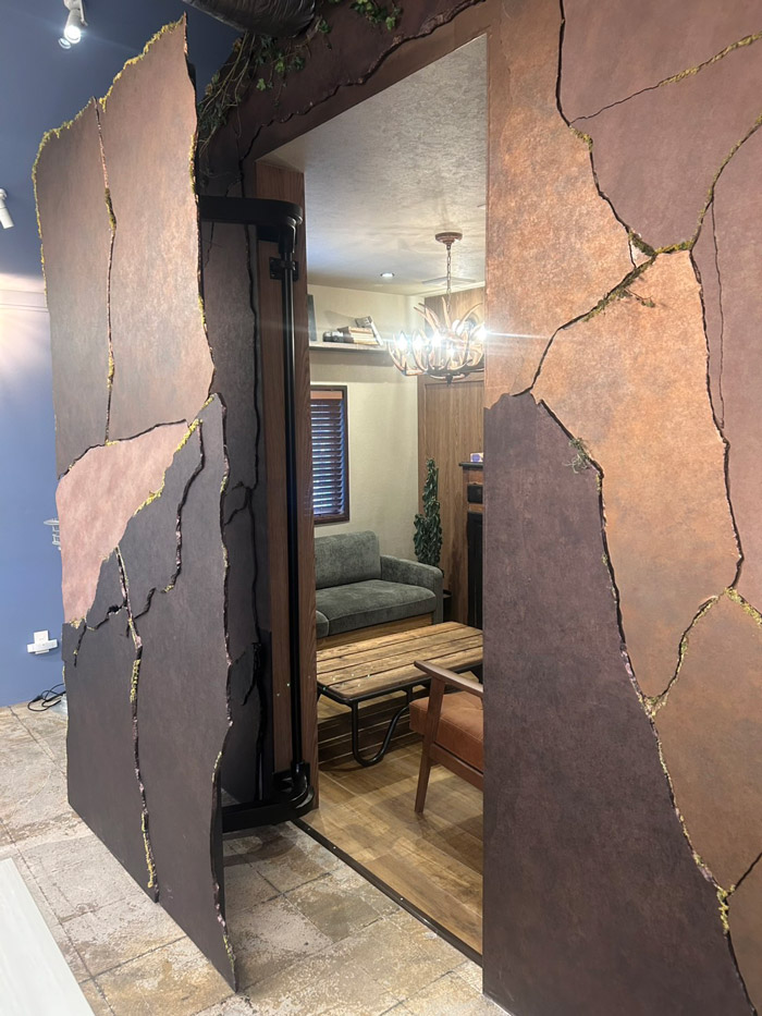 モノフラット リンクスヒンジ LIN-X1000型の施工例・採用事例