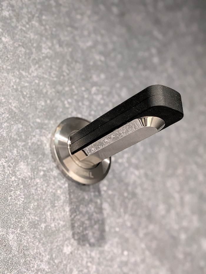ステンレス 戸当り ZL-1802型の施工例・採用事例