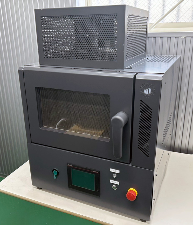 三次元調整機能付隠し蝶番 HES3D-120型の使用例・採用事例